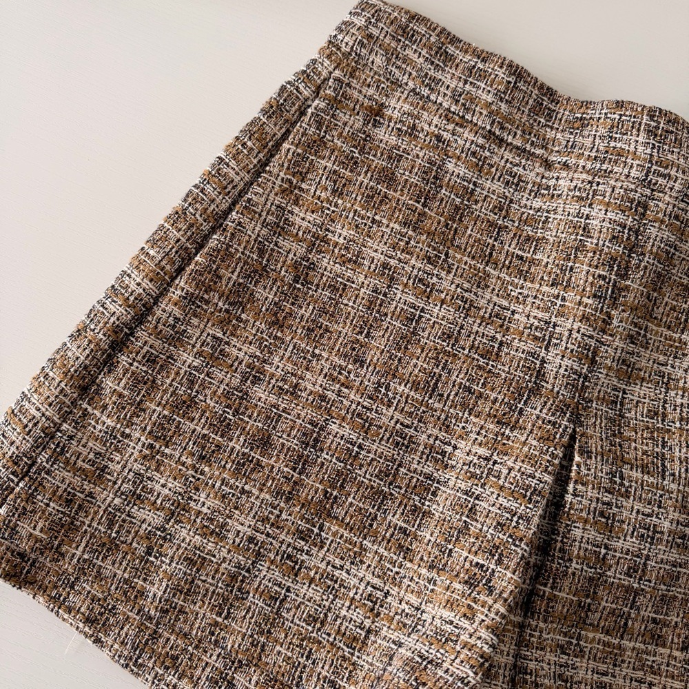New! Maje Elegant Tan Women's Skort, Size 36 - Picture 3 of 16